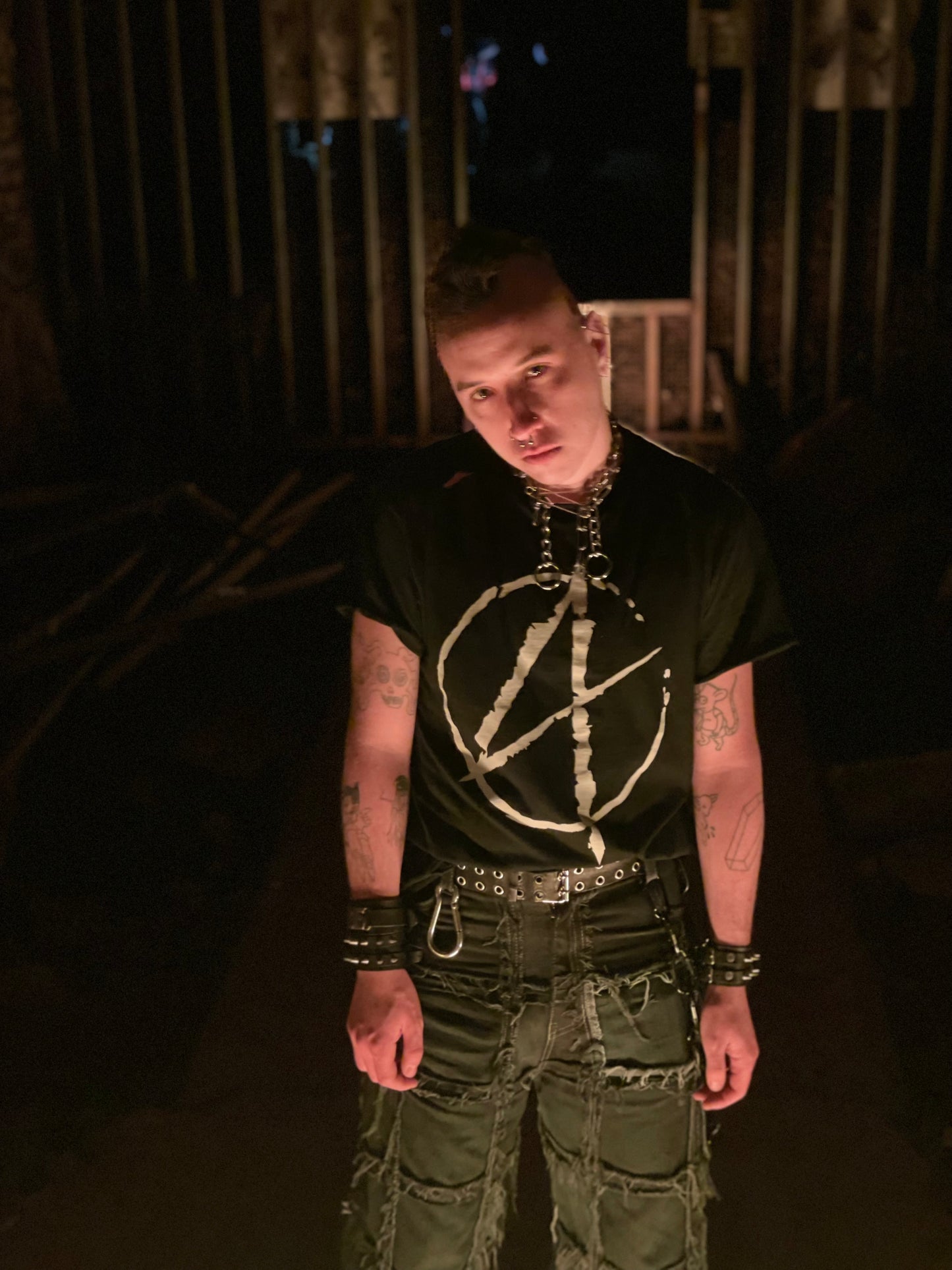 Anarchy Regular Raw Tee - Desolate White