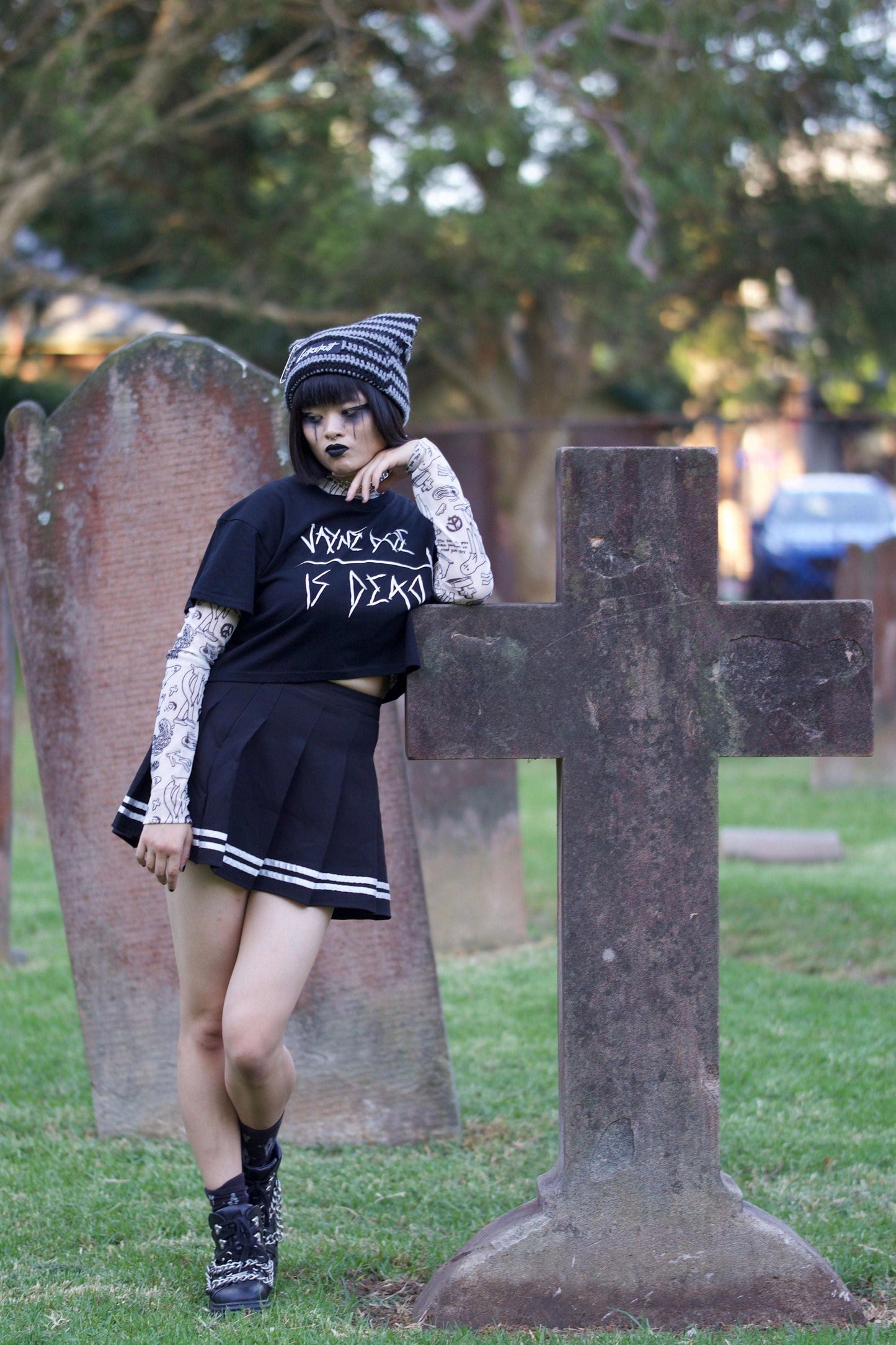 Black cropped tshirt with jayne doe is dead printed in white on the front in a gothic / emo style