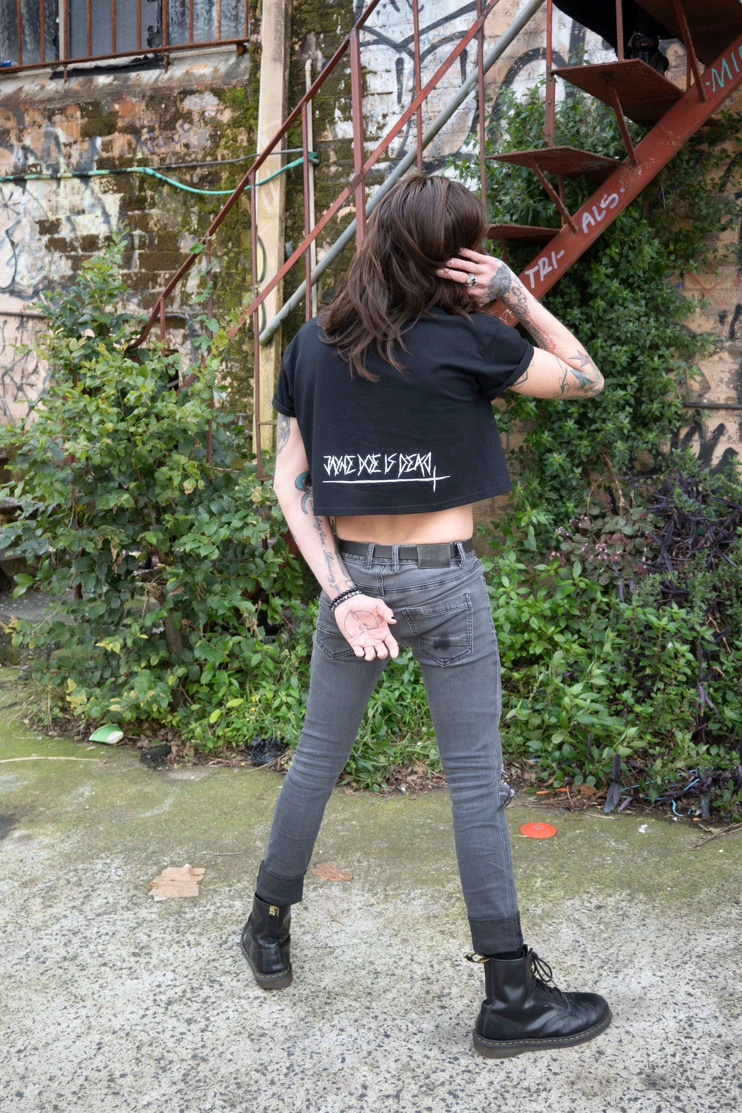 Black cropped tshirt with tattoo style gothic sacred heart in white on the front & jayne doe is dead printed on the back.