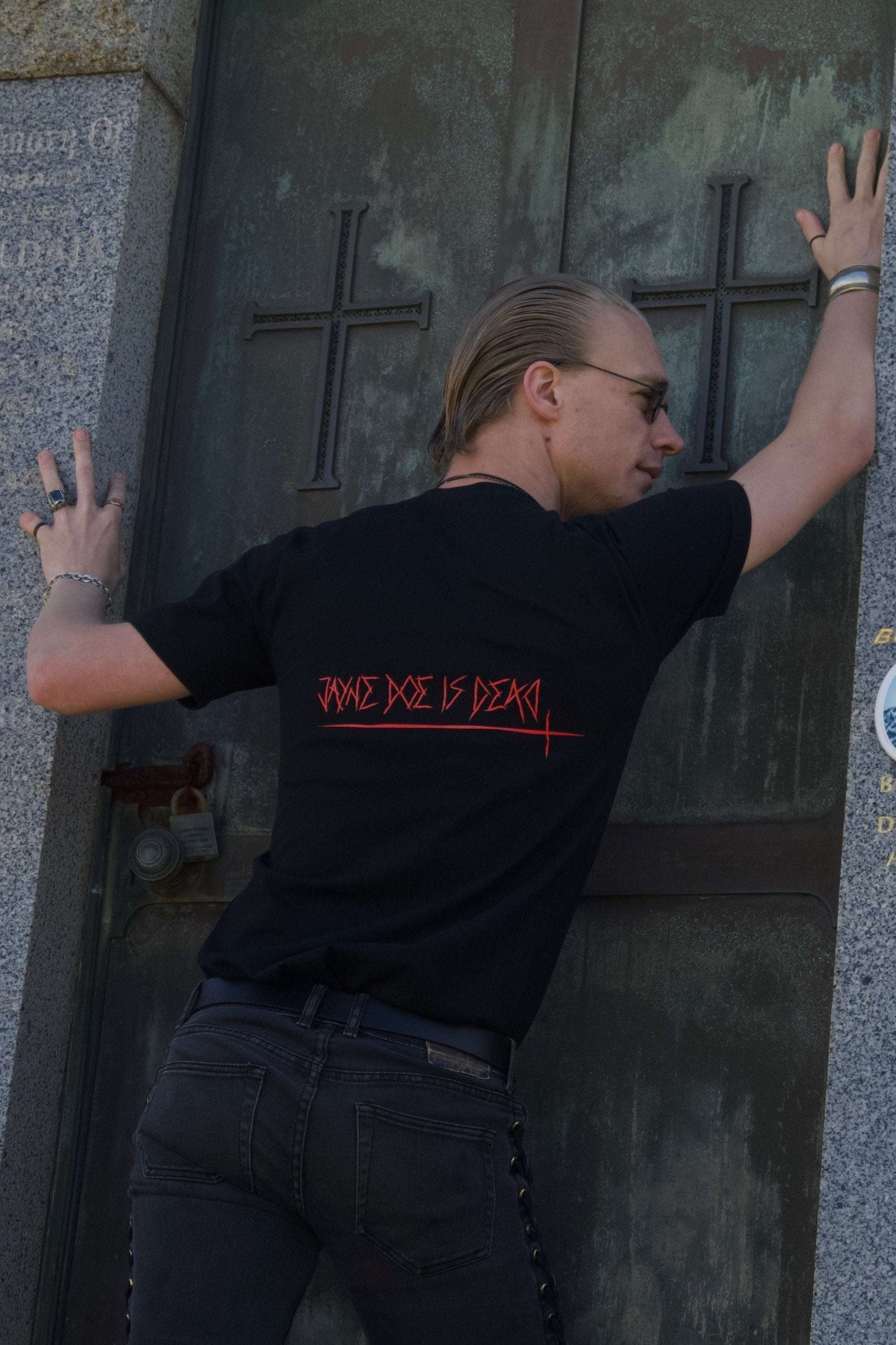 Back view of Off with their Heads Tee showing red 'JAYNE DOE IS DEAD' print, ideal for alt fashion and gothic summer outfits.