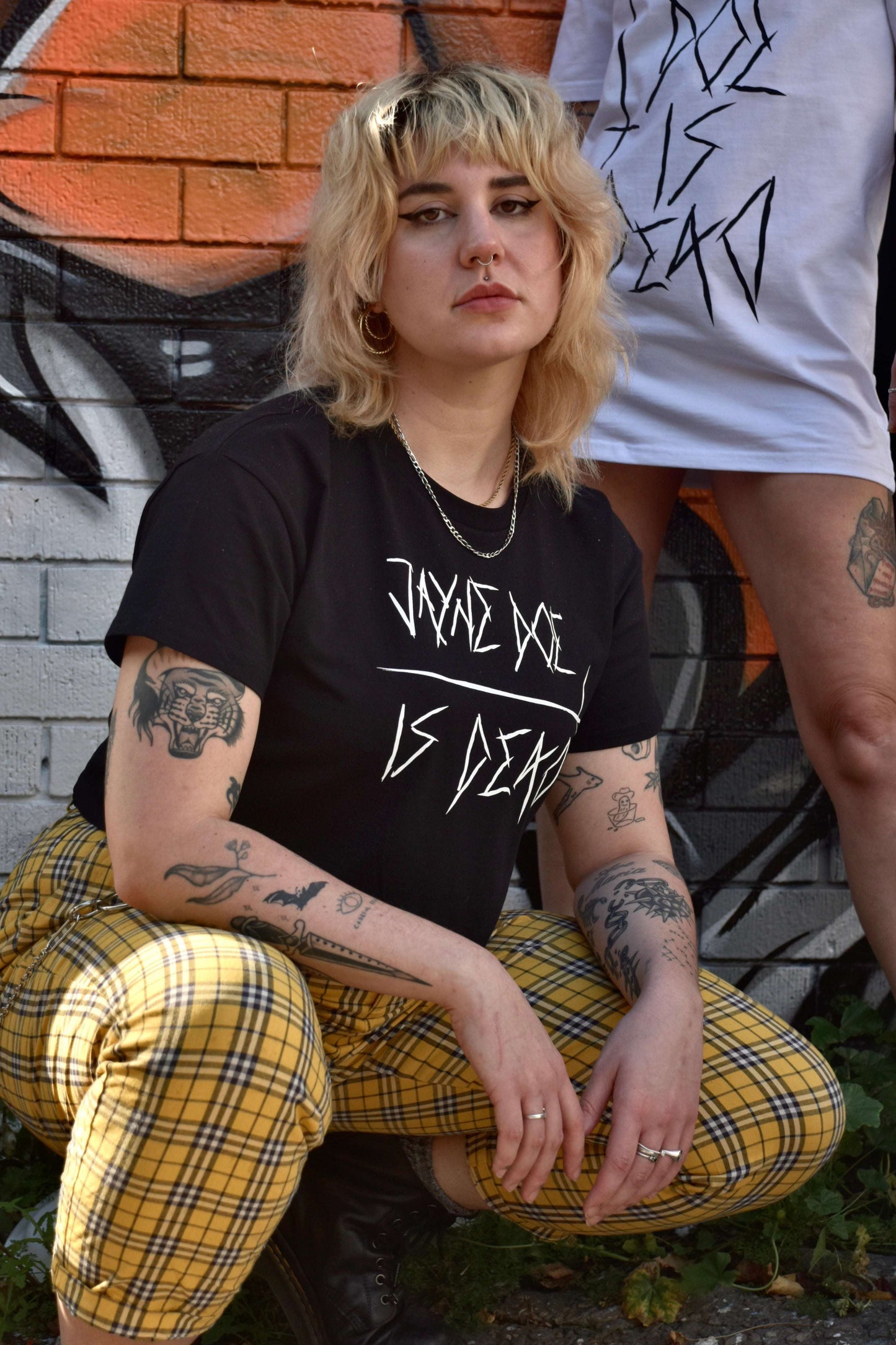 Black cropped tshirt with jayne doe is dead printed in white on the front in a gothic / emo style