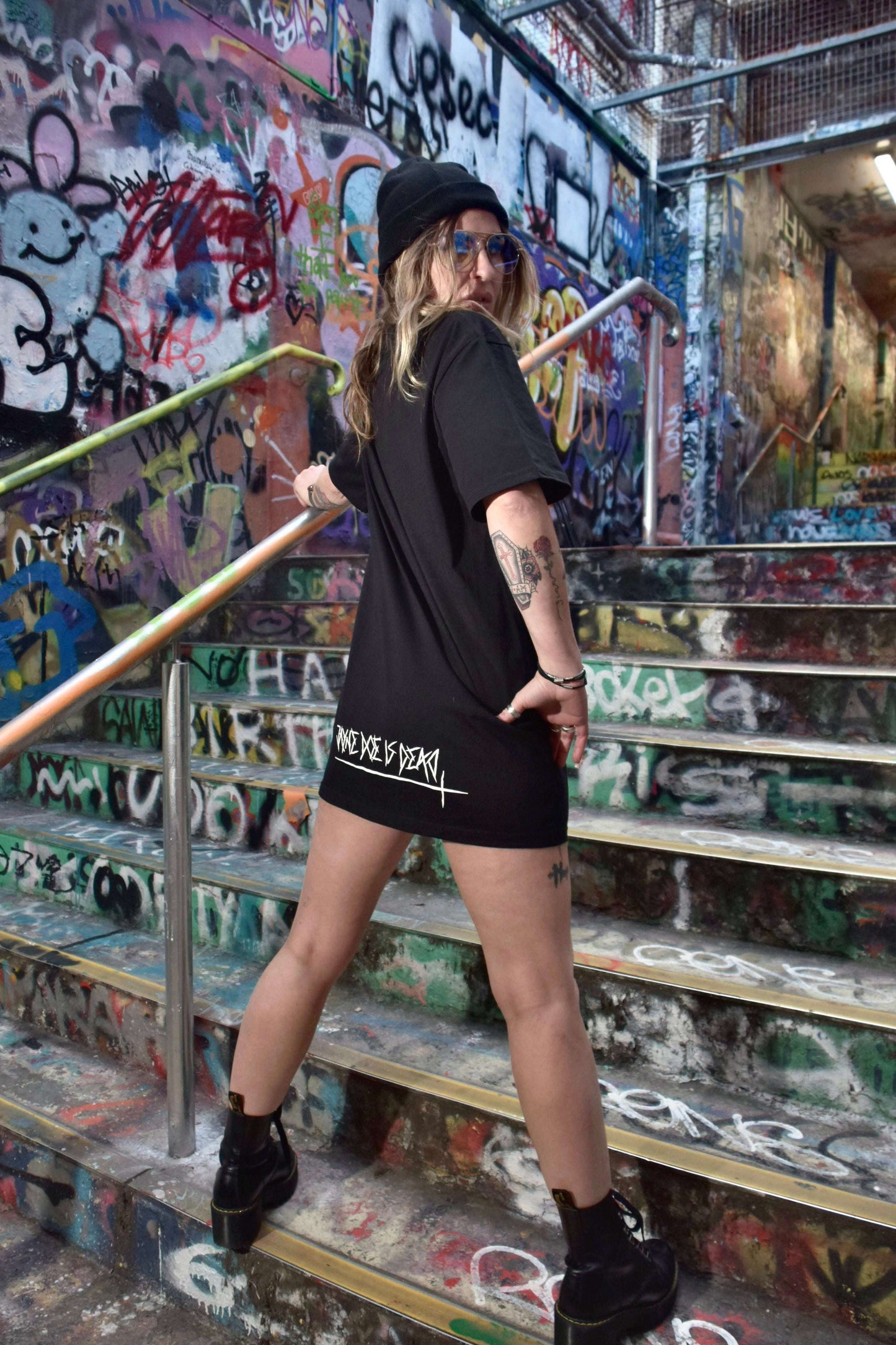 Extra long tshirt / tshirt dress with 10 different knives printed in white on the front & jayne doe is dead gothic style print in white on the back